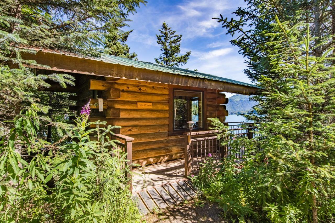 Stillpoint Lodge - All-Inclusive Halibut Cove Екстериор снимка
