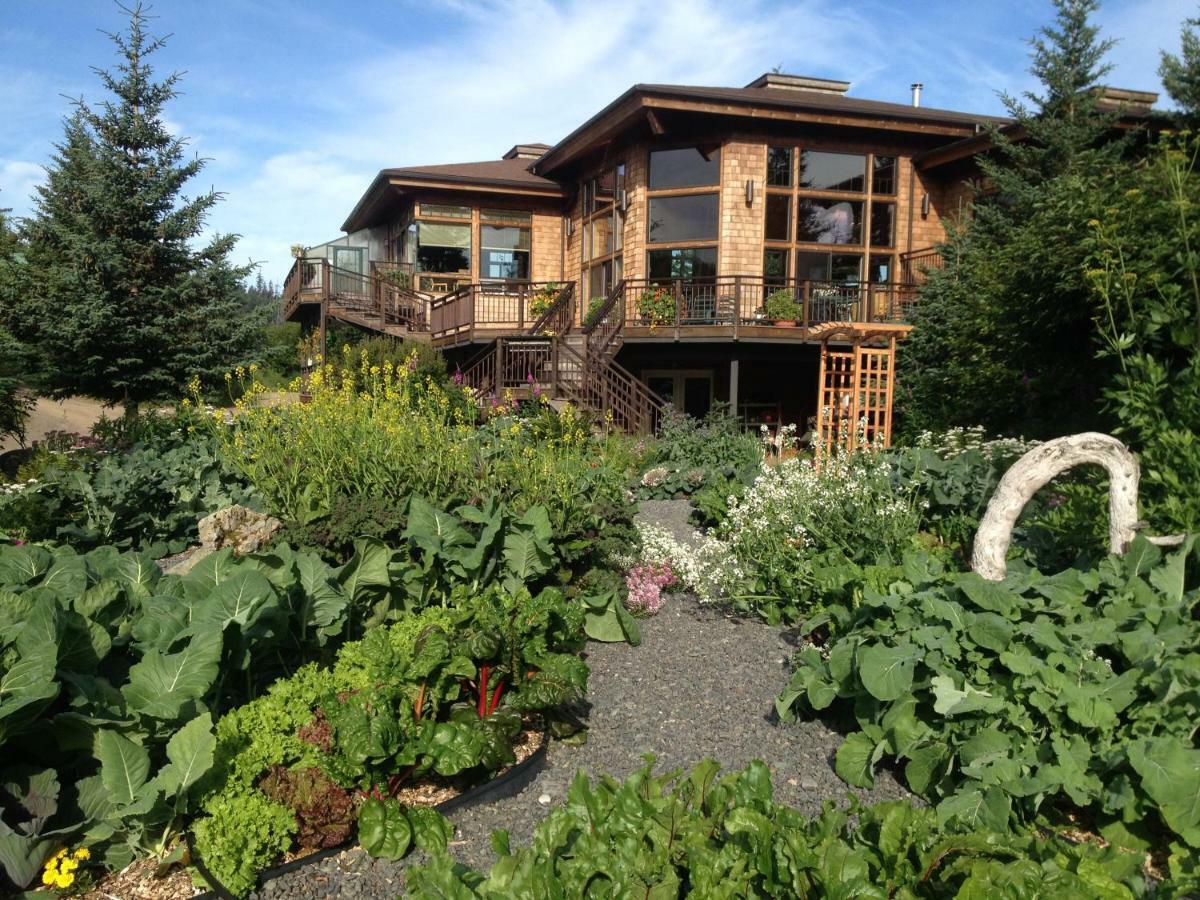 Stillpoint Lodge - All-Inclusive Halibut Cove Екстериор снимка